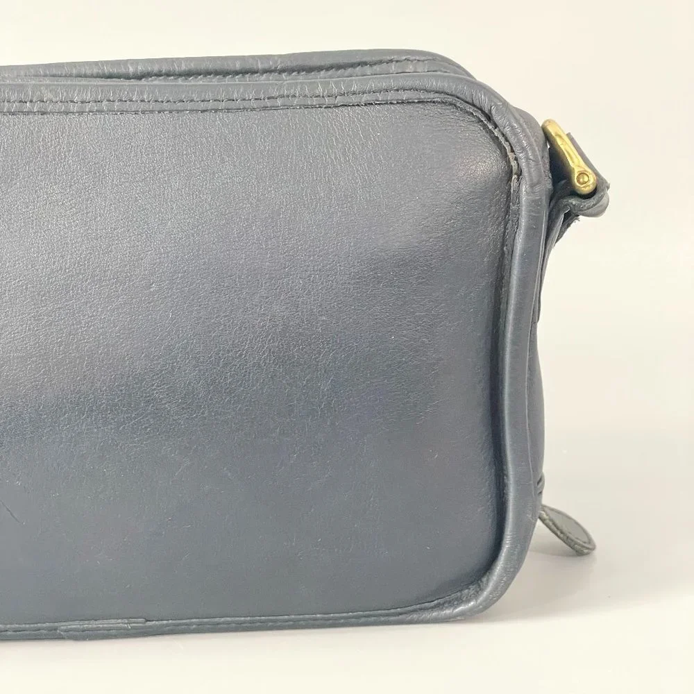 Vintage Coach Multi compartment Zip | #9974 | Navy - Picture 7 of 16